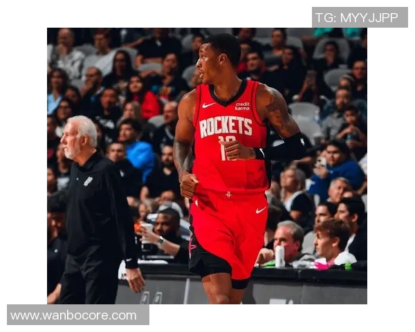 老将巴恩斯关键时刻连得7分助马刺赢球精彩海报发布